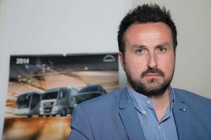 Κωντσαντίνος Παπαδάκης