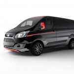 Νέα Transit Custom σε εκδόσεις Sports και Black Edition