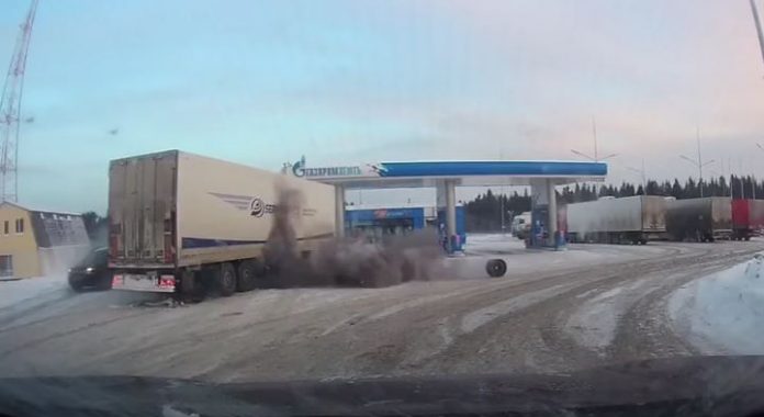 truck-tire-explodes