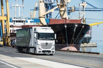 Fahrvergleich Mercedes-Benz Actros 1845