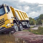 Mercedes-Benz Arocs 2017 : Όταν ο δρόμος τελειώνει…