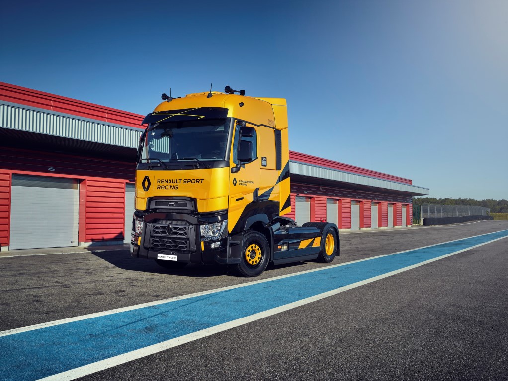 t-high-renault-sport-racing_01 (Medium)