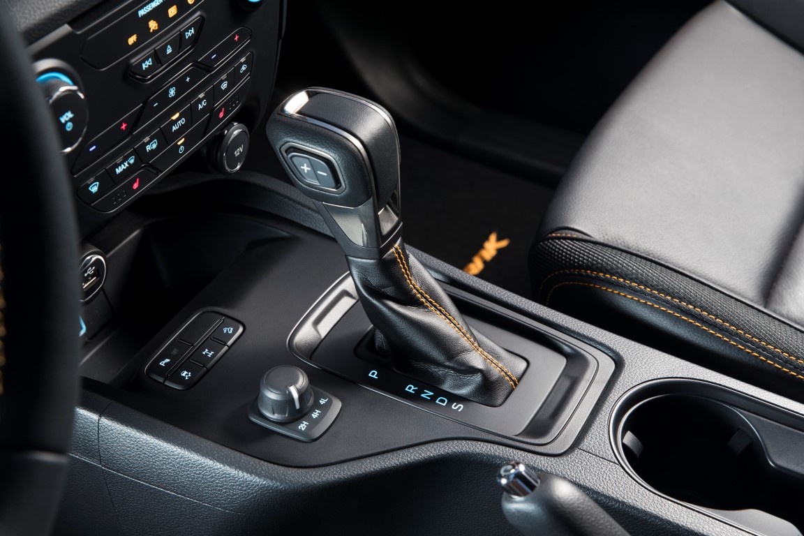 2019Ford_Ranger-Wildtrak-Interior_8 (Medium)