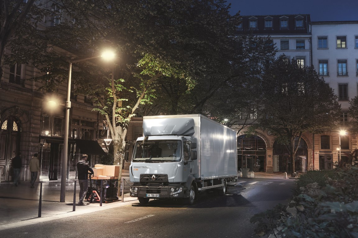 renault-trucks-d-cab-2_38500 (Medium)