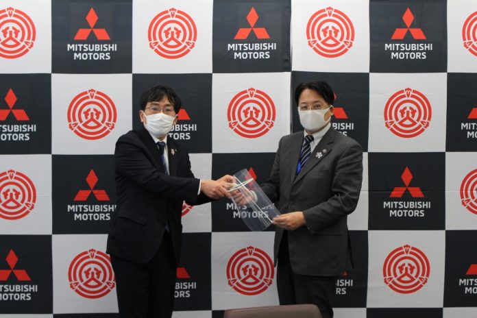 Η Mitsubishi Motors ξεκίνησε την κατασκευή προστατευτικών ασπίδων προσώπου