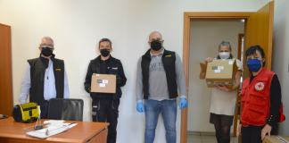 ΜΑΞΙΜ ΚΑΛΤΣΙΔΗΣ ΑΕ: Δωρίζει 600 μάσκες στον Ελληνικό Ερυθρό Σταυρό