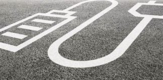 90.000 σταθμοί φόρτισης για τα ηλεκτροκίνητα φορτηγά