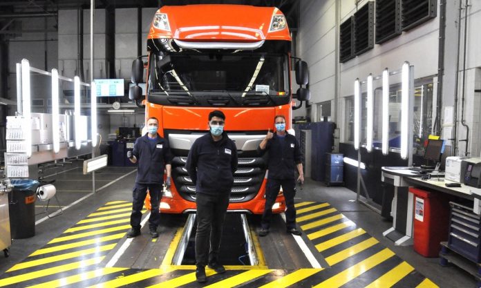 DAF : Το πρώτο φορτηγό βγαίνει και πάλι από τη γραμμή παραγωγής