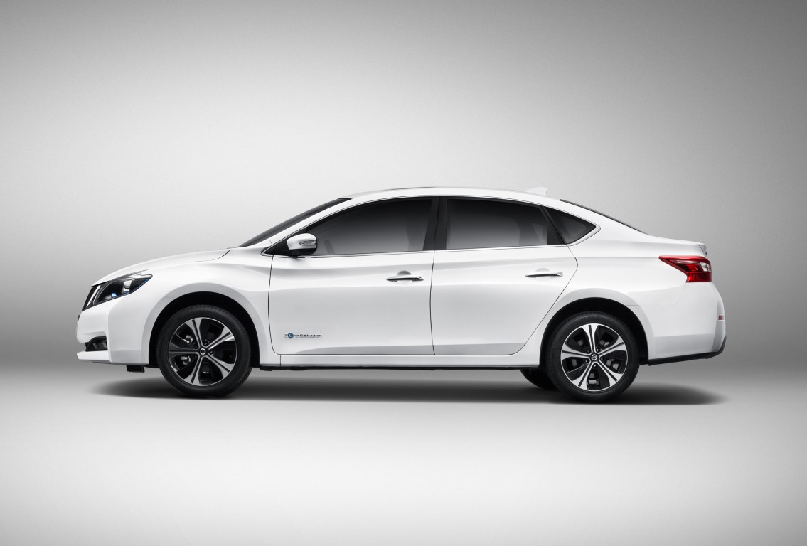 Nissan-Sylphy-2 (Medium)