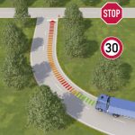 Nachhaltige Verbrauchssenkung für Actros und Arocs durch überarbeitete Tempomat- und Getriebesteuerung Predictive Powertrain Control (PPC) – jetzt auch auf Landstraßen 

Sustainable reduction in fuel consumption for Actros and Arocs thanks to the improved cruise control and transmission control system Predictive Powertrain Control (PPC) – now on rural roads too