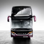 Setra S 531 DT TopClass 500, Exterieur, Viola Pyxis Met LB065, OM 471 mit 375 kW (510 PS), 12,8 L Hubraum, 8-Gang Mercedes PowerShift, Sideguard Assist, LED-Scheinwerfer, Länge/Breite/Höhe: 14.000/2.550/4.000 mm, Bestuhlung: 1/78. Setra S 531 DT TopClass 500, Exterior, Viola Pyxis Met LB065, OM 471 rated at 375 kW/510 hp, displacement 12.8 l, 8-speed Mercedes PowerShift transmission, Sideguard Assist, LED Headlamps, length/width/height: 14000/2550/4000 mm, seating: 1/78.
