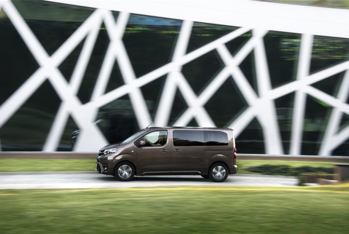 Τα 9θέσια βαν της ελληνικής αγοράς Toyota Proace Verso (1)