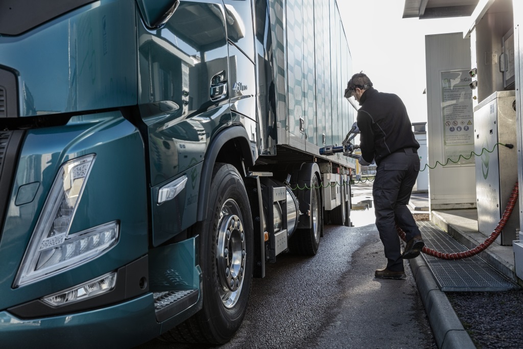 Volvo Trucks Aυξημένο ενδιαφέρον για τη χρήση εναλλακτικών καυσίμων στα βαρέα φορτηγά (3)