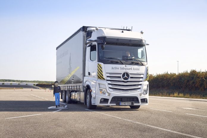 Mercedes-Benz Actros mit ASGAMercedes-Benz Actros mit ASGA