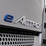 Seit 2018 ist der schwere, batterieelektrische eActros im intensiven Kundeneinsatz. Die Erkenntnisse aus der Kundenerprobung fließen direkt in die Serienentwicklung des lokal CO2-neutralen E-Lkw für den urbanen Verteilerverkehr. Geplanter Start der Serienproduktion ist ab 2021. 

The heavy, battery-electric eActros is in intensive customer testing since 2018. The findings from these trials flow directly into the series development of the locally CO2-neutral e-truck for distribution in urban areas. The planned start of series production is in 2021.