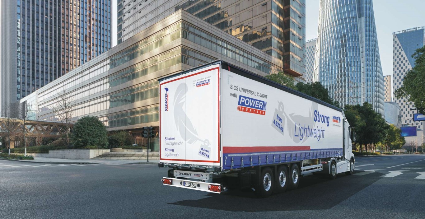 The semi-trailer curtainsider with galvanized chassis