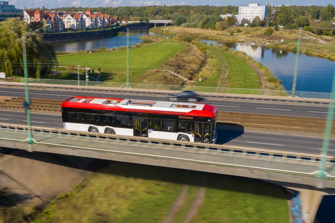Solaris Urbino15 e (1) (Medium)