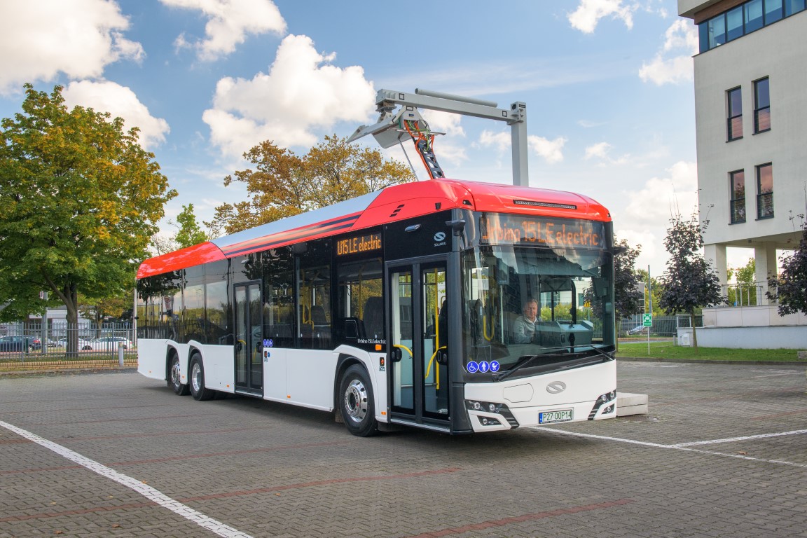Solaris Urbino15 e (3) (Medium)