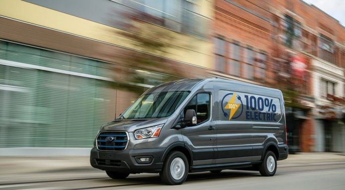 Η Ford αποκαλύπτει το ηλεκτρικό E-Transit