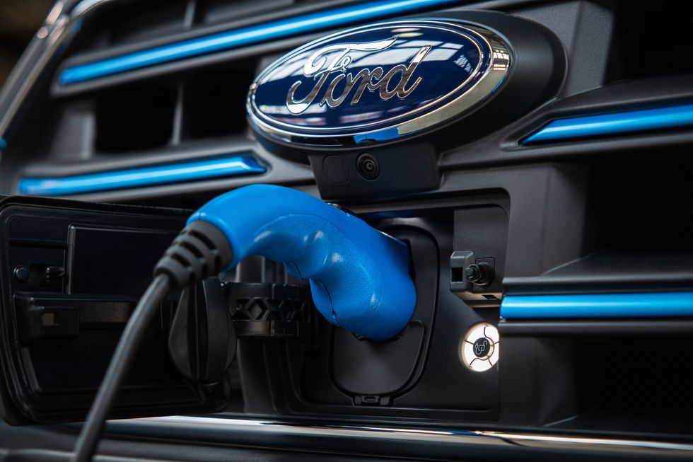 Η Ford αποκαλύπτει το ηλεκτρικό E-Transit (7)