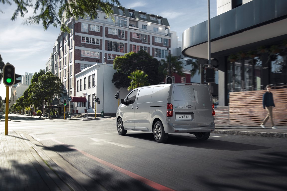 Peugeot e-Expert Ευελιξία χωρίς ρύπους! (4)