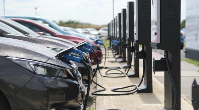 Nissan, E.ON Drive και Imperial College επισημαίνουν τα οφέλη της τεχνολογίας Vehicle-to-Grid (V2G)