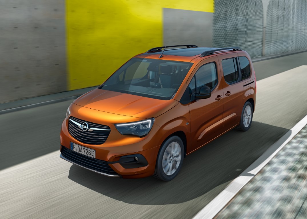 Opel-Combo-e-Life-514351 (Medium)