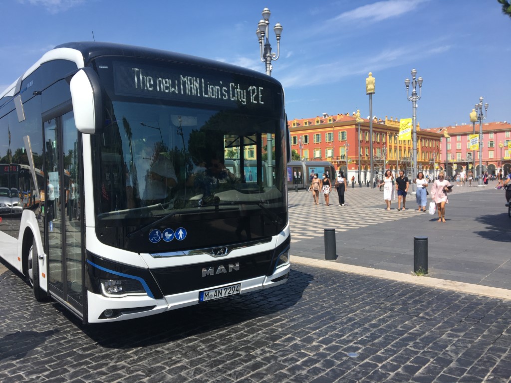MAN Lions City e (13)