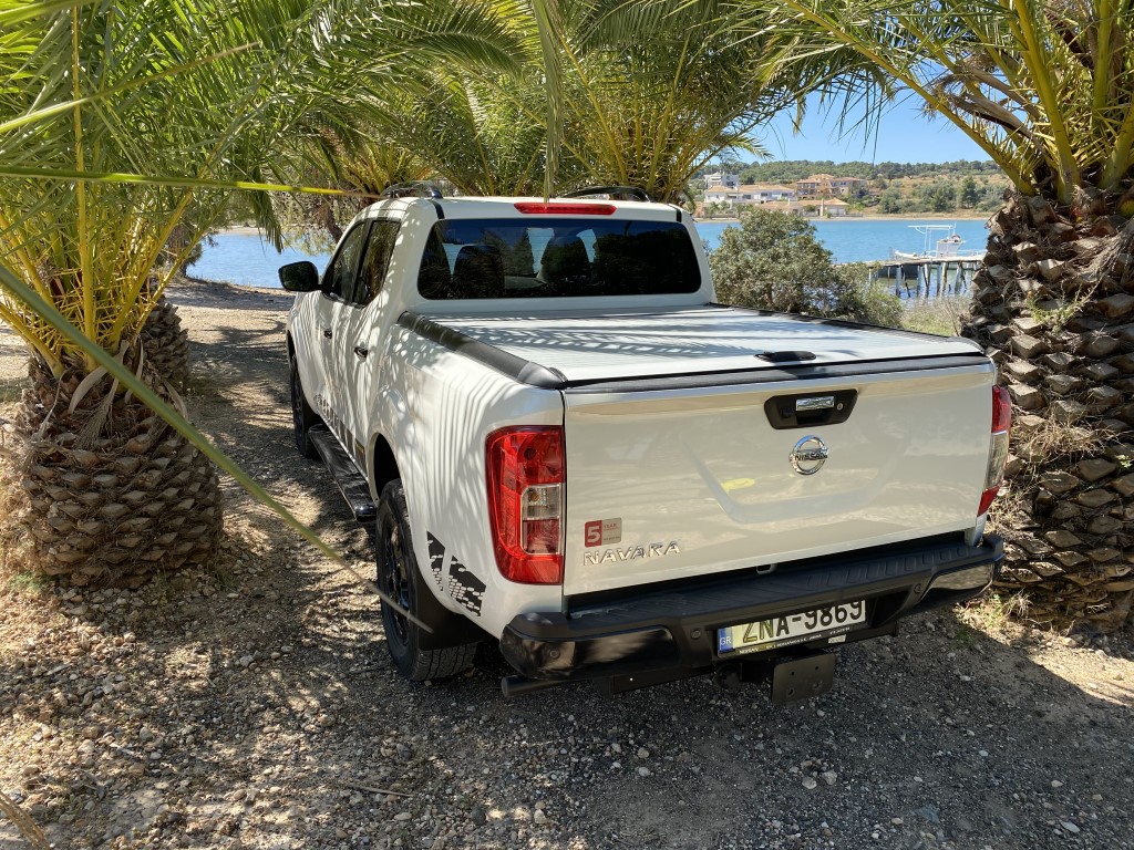 Nissan_Navara_N-Guard (8)