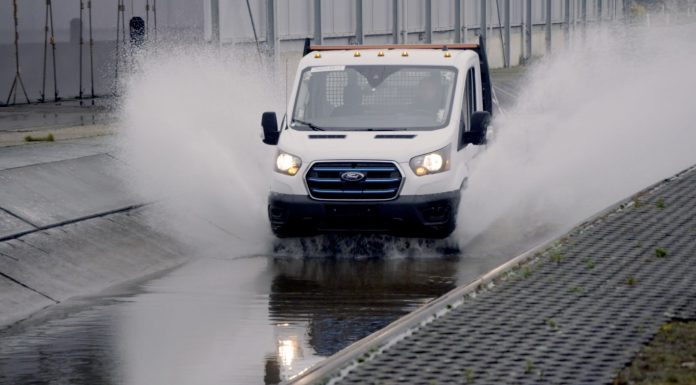 Ford E-Transit: Δοκιμάζεται δια πυρός και σιδήρου