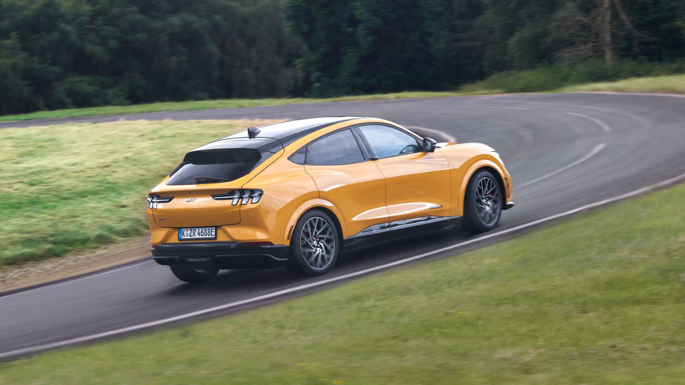 Exhilarating Electric Performance: Online Ordering for Ford Must