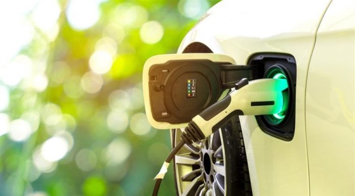 Σαφής μείωση των εκπομπών CO2 στα νέα αυτοκίνητα το 2020