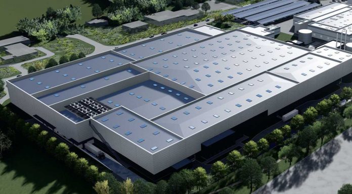 Η Daimler επεκτείνει το ευρωπαϊκό δίκτυο μπαταριών με μερίδιο 33% στην ACC