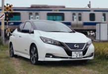 Mεταχειρισμένες μπαταρίες Nissan EV στις σιδηροδρομικές διαβάσεις της Ιαπωνίας