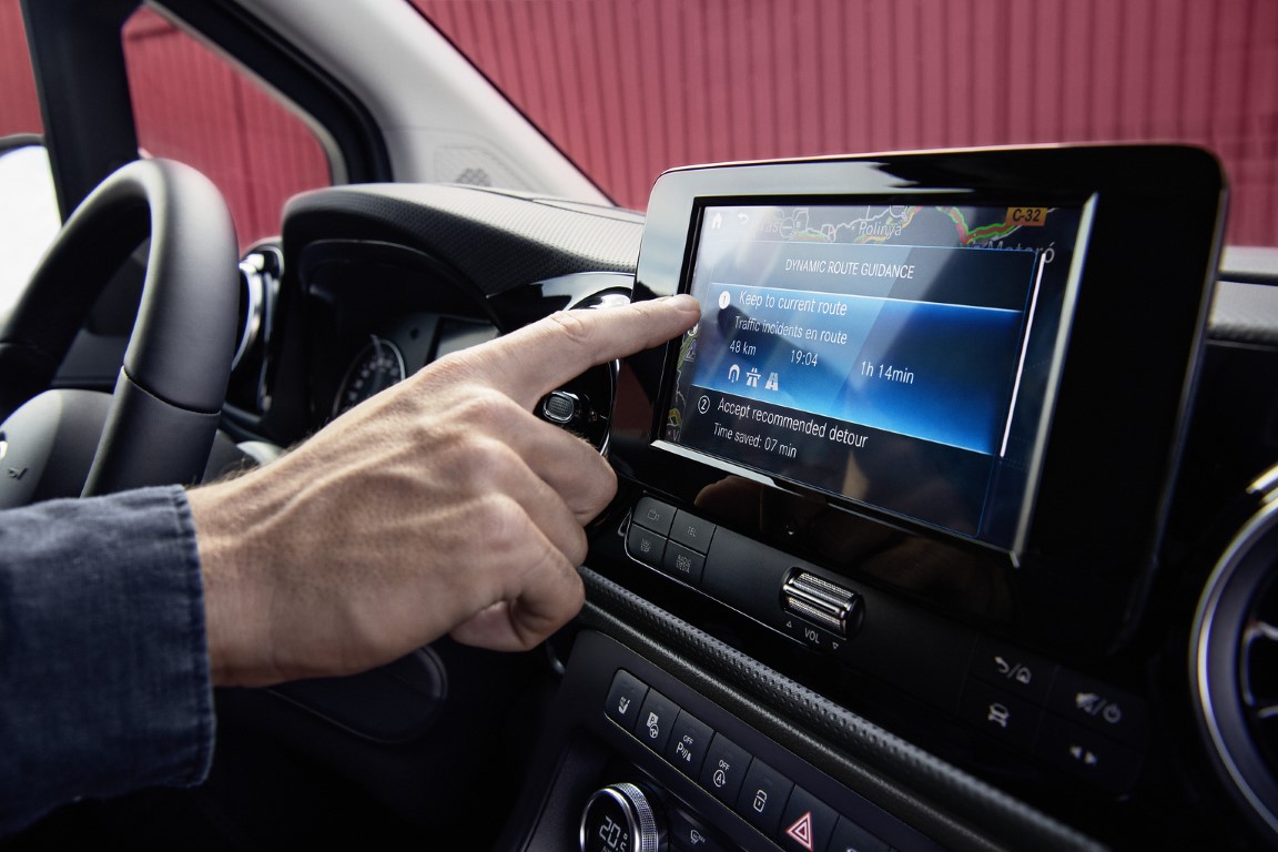 2021 / Citan / Feature Motifs / Connectivity / MBUX / Live Traffic Information