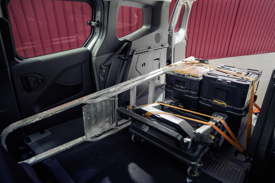 2021 / Citan / Feature Motifs / Tourer Base / Multifunctionality / Loading
