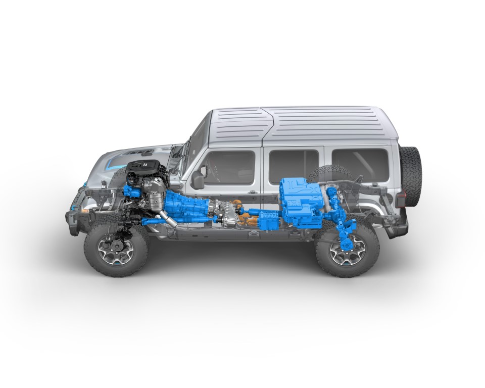 Side view of the 2021 Jeep® Wrangler Rubicon 4xe hybrid electric. Highlighted components are unique to the Wrangler 4xe.