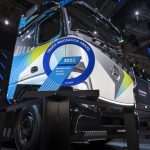 Mercedes-Benz eActros LongHaul mit dem „2023 Truck Innovation Award“ ausgezeichnet  Mercedes-Benz eActros LongHaul receives the “2023 Truck Innovation Award”