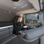 42 DAF XD Interior Driver Position