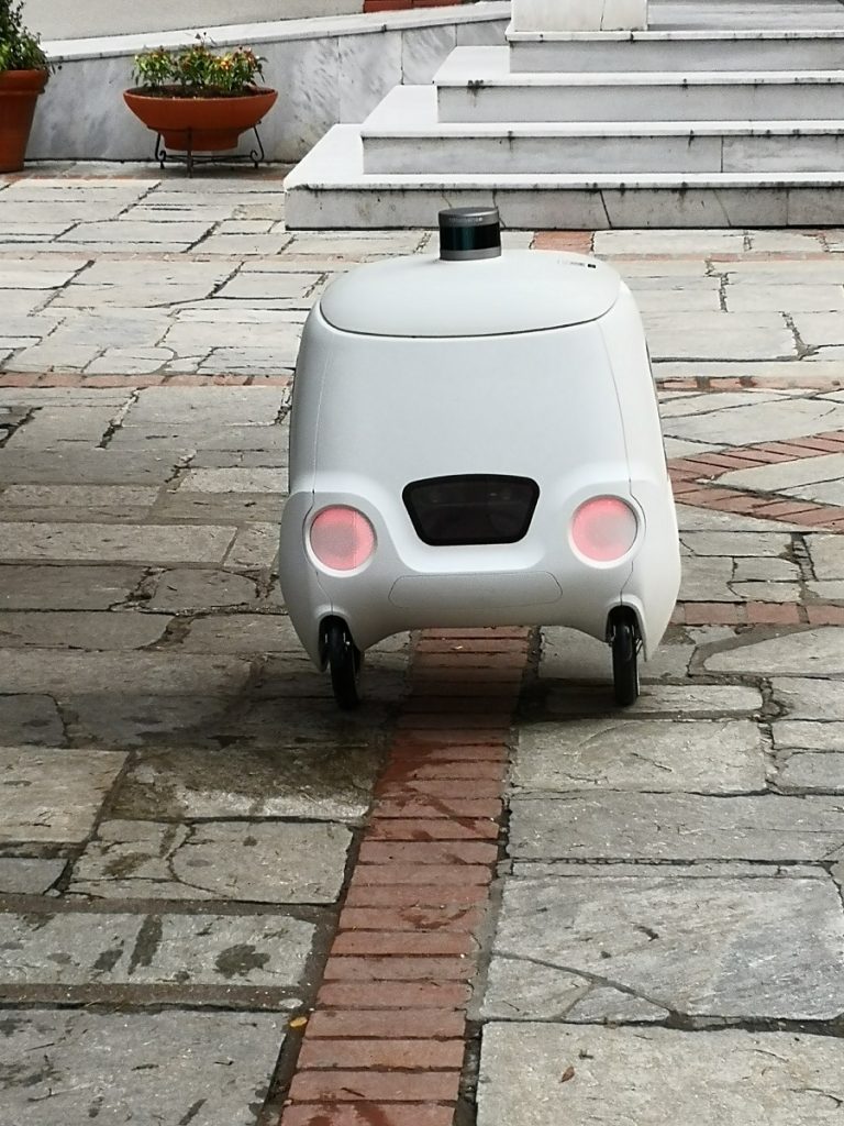 robot trikala