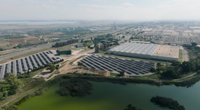 Η Ford δημιουργεί νέα μονάδα παραγωγής ηλεκτρικής ενέργειας από ηλιακά πάνελ