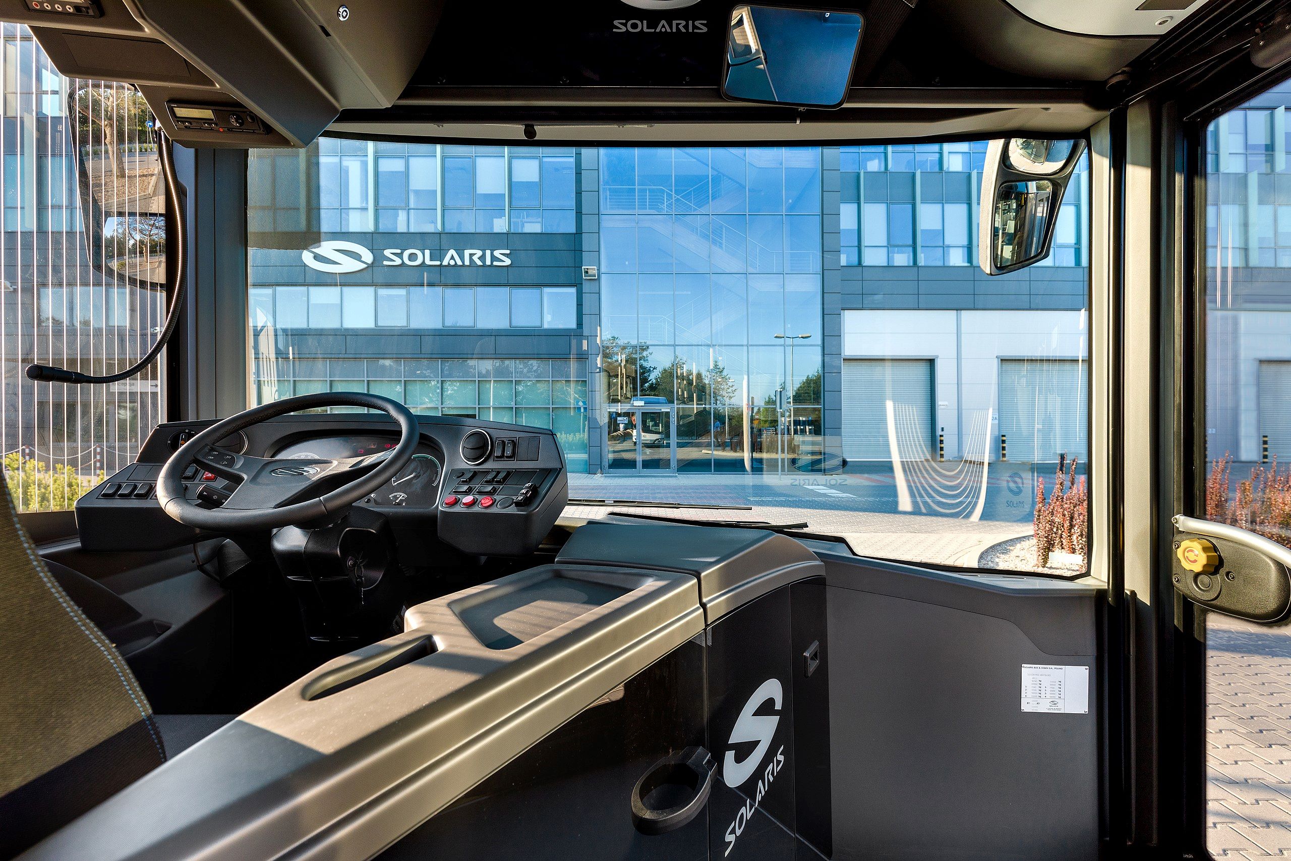 1 Solaris_Urbino_12_hydrogen_12