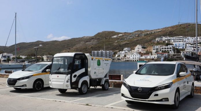 2 Nissan LEAF και ένα ελαφρύ φορτηγό Addax στον Δήμο Κύθνου