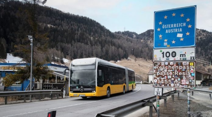 Η κυψέλη καυσίμου Mercedes-Benz eCitaro αψηφά το αλπικό κρύο και τα δύσκολα περάσματα