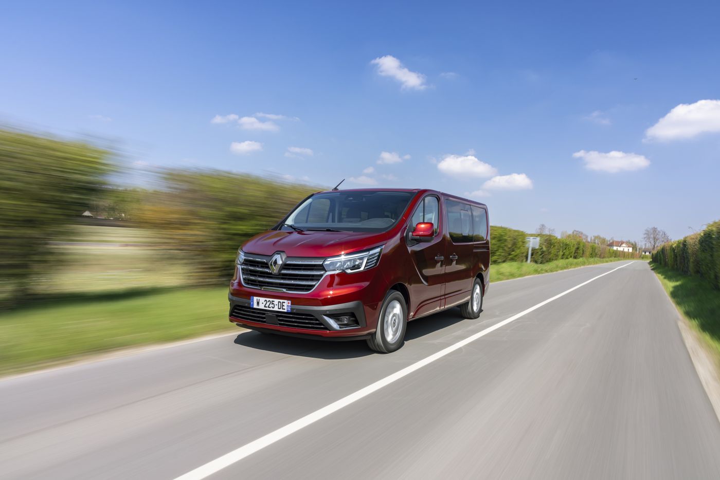 2021 - New Renault Trafic Combi - Tests drive (4)