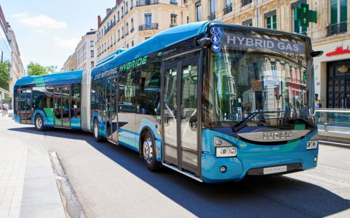 iveco_gas_bus-960x600