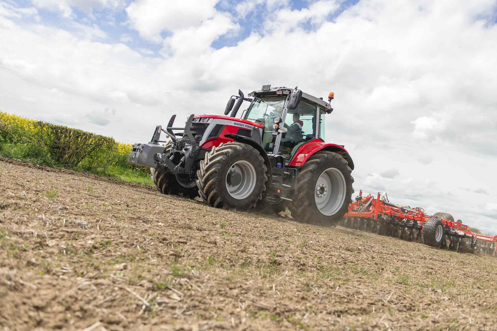 MF 6S Tractor of the Year in Spain